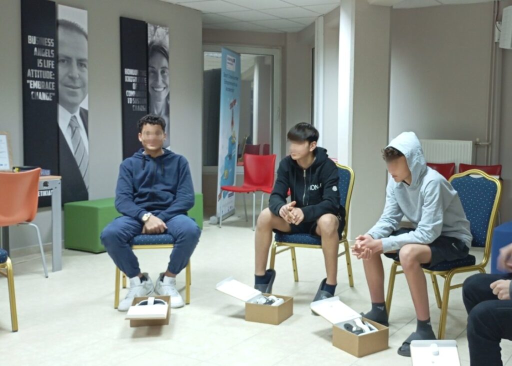 Ενδυνάμωση Νέων μέσω Τεχνολογίας: Μια Καινοτόμος Συνεργασία στο Digital Youth Center