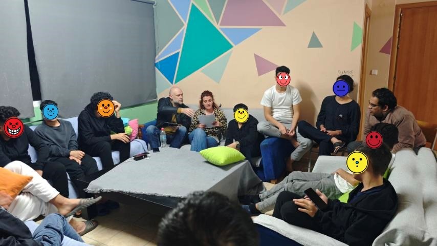 Παγκόσμια Ημέρα της Γυναίκας, ενημέρωση και ανοιχτή συζήτηση στο ΚΦΑΑ «Έλλη» της ΑΡΣΙΣ στην Αλεξανδρούπολη, εστιάζοντας στην ισότητα των φύλων, τα δικαιώματα των γυναικών και τις προκλήσεις που αντιμετωπίζουν σε διάφορες κοινωνίες