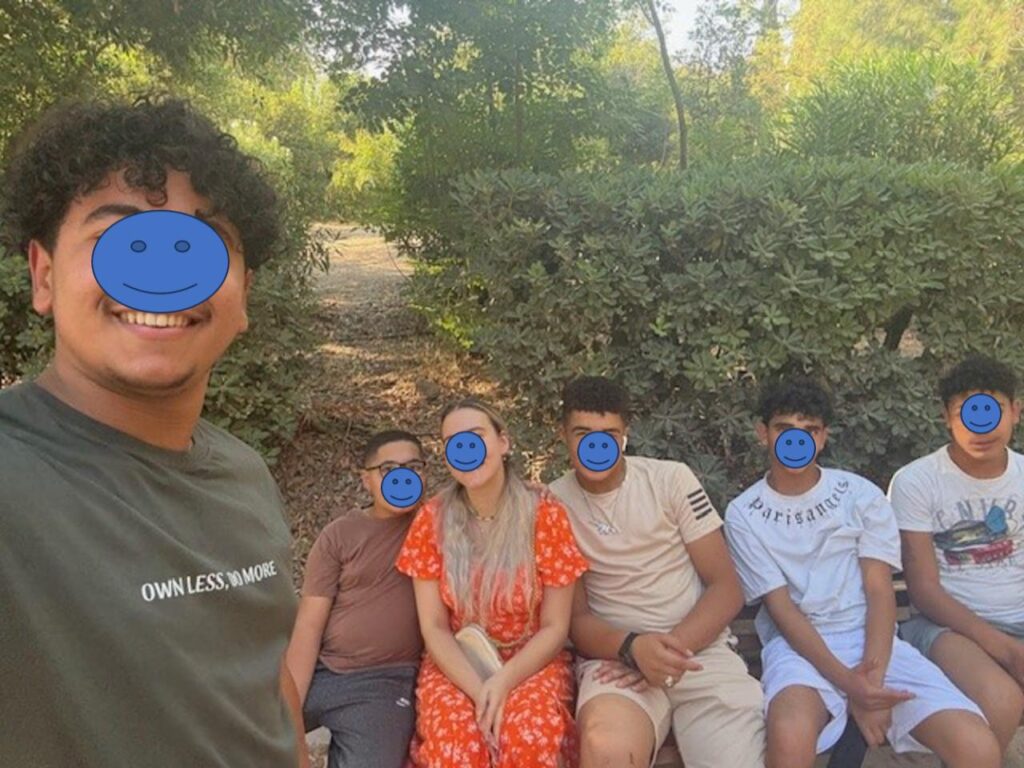 Απογευματινή Απόδραση στο Πεδίον του Άρεως: Μια Ανάσα Δροσιάς και Χαλάρωσης για τους Νέους του Ξενώνα 2 Εικόνα3