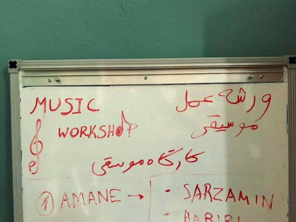 Τα παιδιά των Εποπτευόμενων Διαμερισμάτων Ημιαυτόνομης Διαβίωσης παίζουν μουσική και αυτοσχεδιάζουν! 🎼🎵 2 528036530 122144760512752113 832488738214124425 n