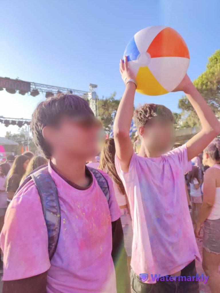 Στο πλαίσιο του προγράμματος European Solidarity Corps, η εθελόντρια Δέσποινα Σκονδράνη πραγματοποίησε διαδραστικά εργαστήρια αλλά και δημιουργικές εξορμήσειςμε τα παιδιά των Εποπτευόμενων Διαμερισμάτων Ημιαυτόνομης Διαβίωσης της ΑΡΣΙΣ. 4 4 1