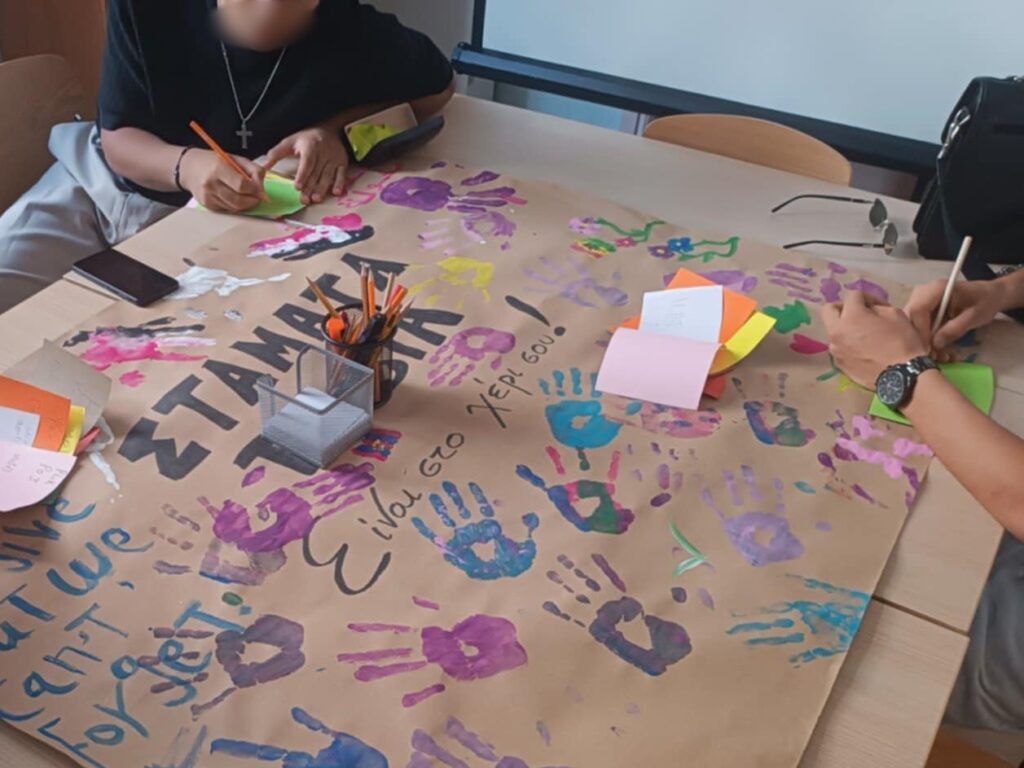 Στο πλαίσιο του προγράμματος European Solidarity Corps, η εθελόντρια Δέσποινα Σκονδράνη πραγματοποίησε διαδραστικά εργαστήρια αλλά και δημιουργικές εξορμήσειςμε τα παιδιά των Εποπτευόμενων Διαμερισμάτων Ημιαυτόνομης Διαβίωσης της ΑΡΣΙΣ. 8 9