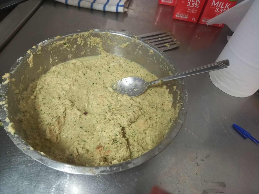 "Cooking Time: Making Falafel" 🤌😋🥙 στο ΚΦΑΑ της ΑΡΣΙΣ στην Μακρινίτσα (Βόλος) 3 7437bb75 1e99 4376 bda9 edfbd99afc7f