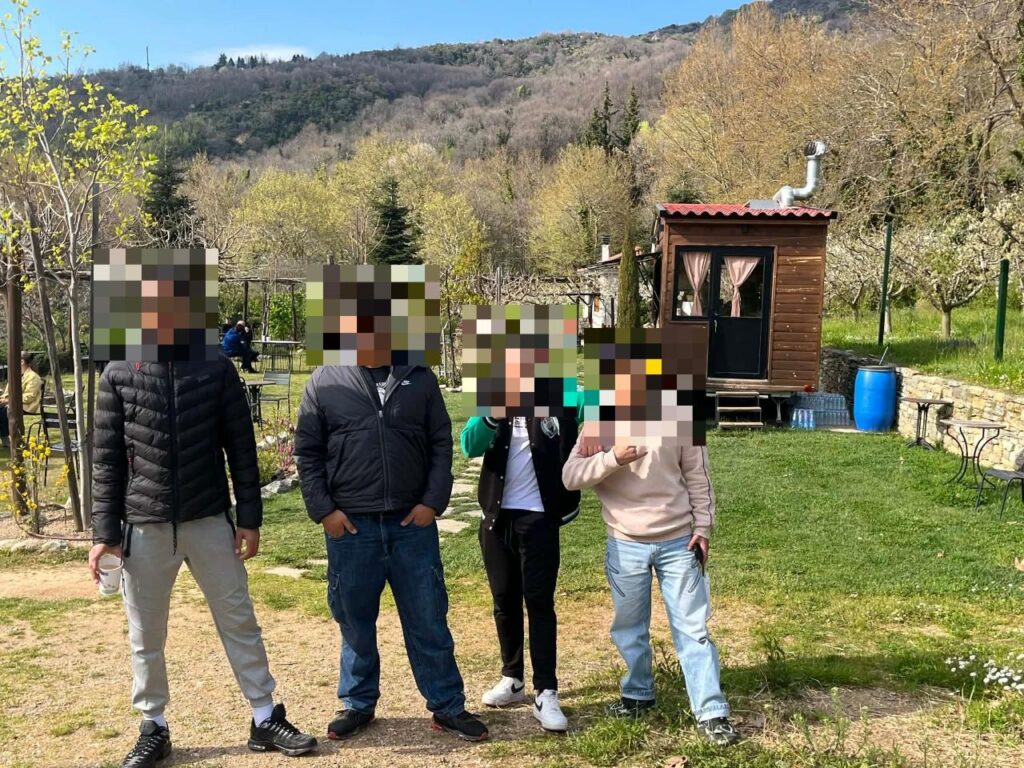 5b2a2ea8 3e4a 4208 8294 f2fbbf3c9cf7 censored