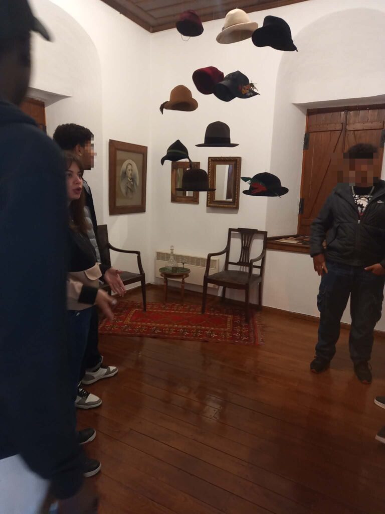 e68805e3 4943 4015 bff8 937841239286 censored