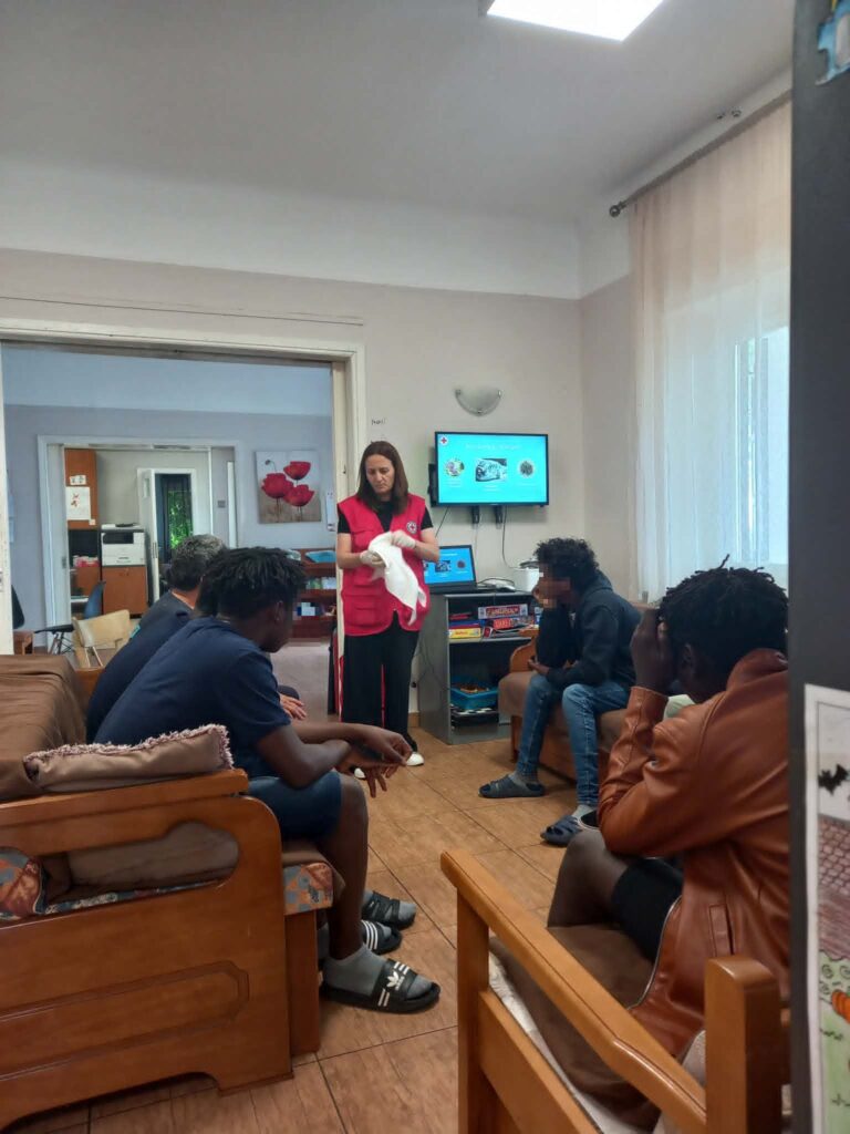 Ενημερωτική Δράση για τα Καλοκαιρινά Ατυχήματα από τον Ελληνικό Ερυθρό Σταυρό στο ΚΦΑΑ Μακρινίτσας της ΑΡΣΙΣ 10 4b04b5f0 e23d 486c 9e12 c61eae2be5a2 censored